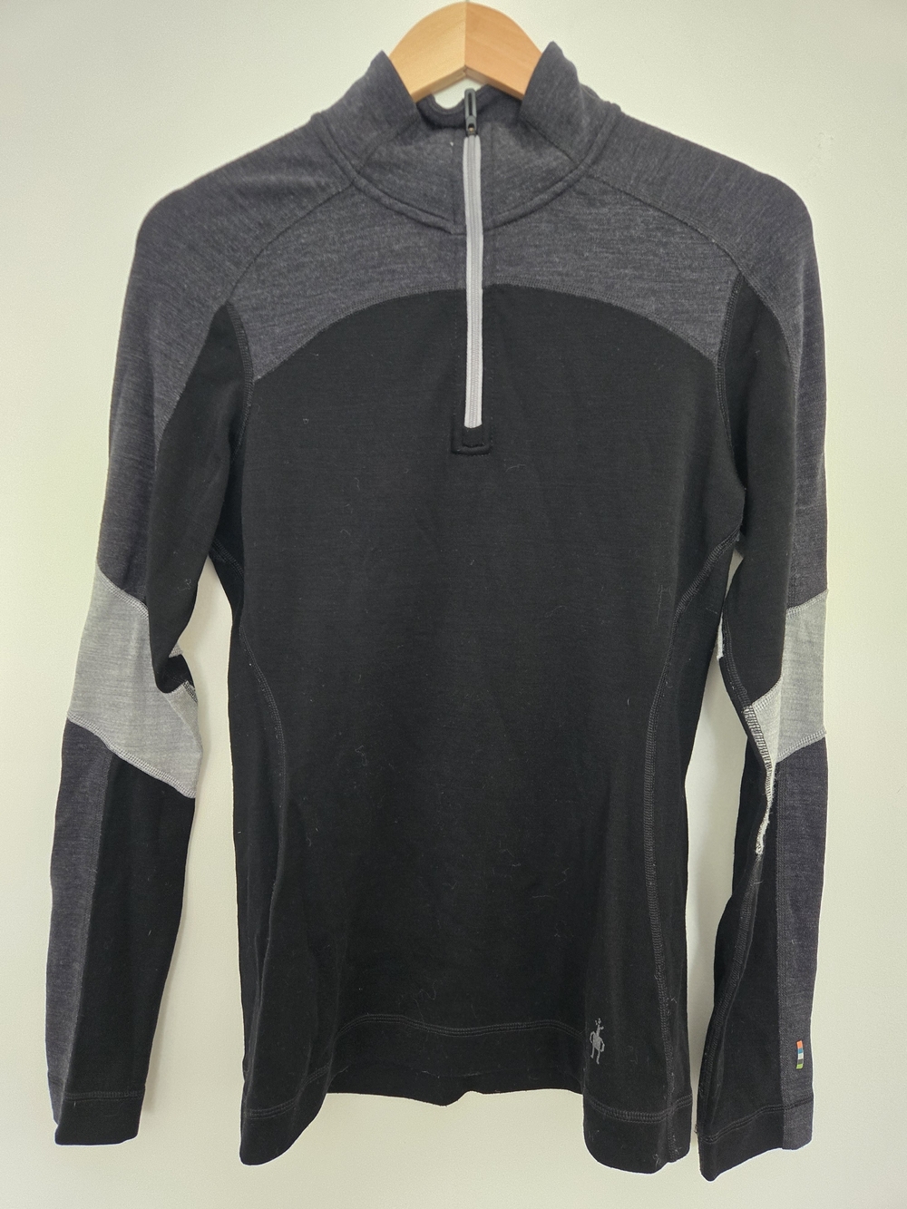 Smartwool Black and Charcoal Half-Zip Performance Sweater Athletic Base later M